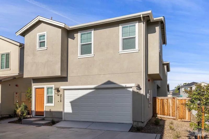 Detail Gallery Image 18 of 30 For 2716 Amora Cir, Santa Rosa,  CA 95407 - 3 Beds | 4/1 Baths