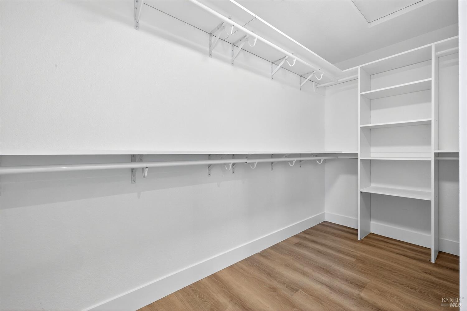 Detail Gallery Image 39 of 67 For 690 Holly Ave, Rohnert Park,  CA 94928 - 5 Beds | 3 Baths