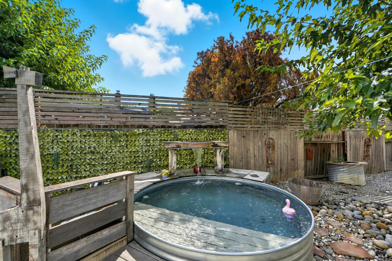 Detail Gallery Image 25 of 31 For 3378 Dartmouth Dr, Santa Rosa,  CA 95405 - 3 Beds | 2 Baths