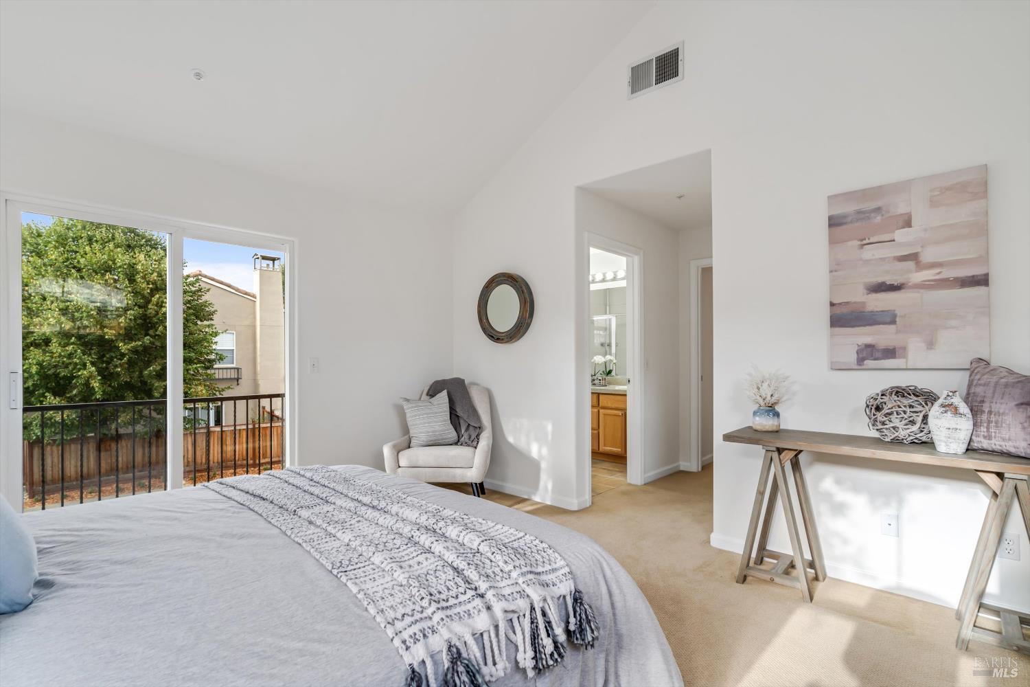 Detail Gallery Image 20 of 38 For 63 Gann Way, Novato,  CA 94949 - 2 Beds | 2/1 Baths