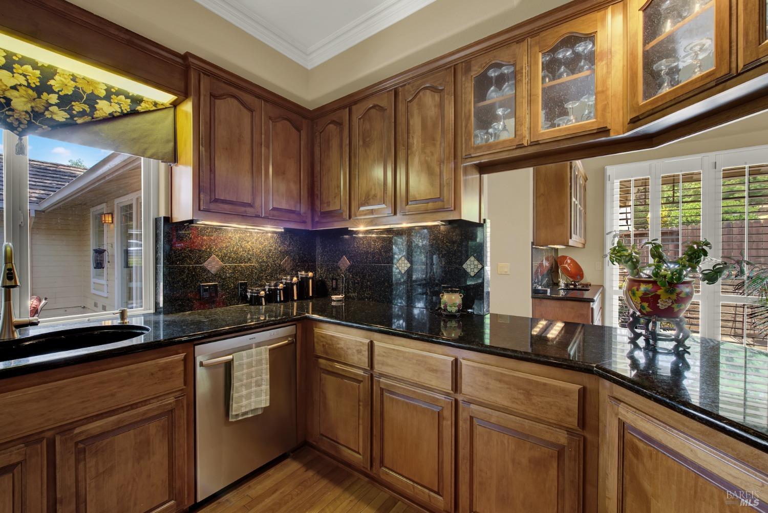 Detail Gallery Image 30 of 99 For 1009 Cypressridge Pl, Fairfield,  CA 94534 - 5 Beds | 4/1 Baths