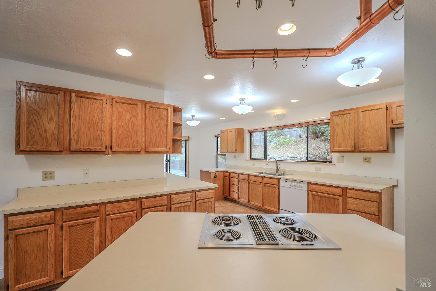 Detail Gallery Image 22 of 74 For 31600 Little Valley Rd, Fort Bragg,  CA 95437 - 3 Beds | 2 Baths