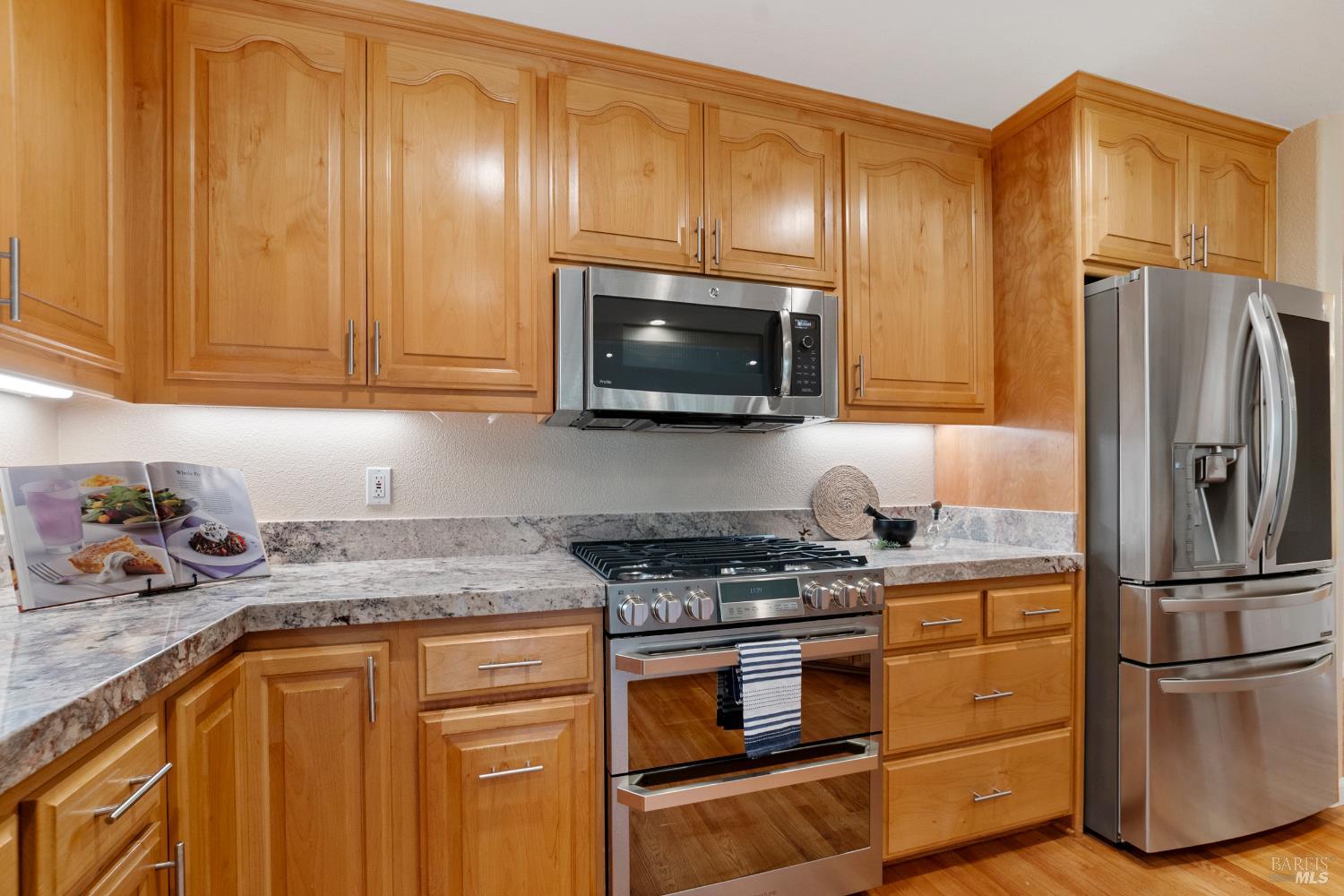 Detail Gallery Image 18 of 68 For 18 Tuscany Ct, Napa,  CA 94558 - 3 Beds | 2/1 Baths