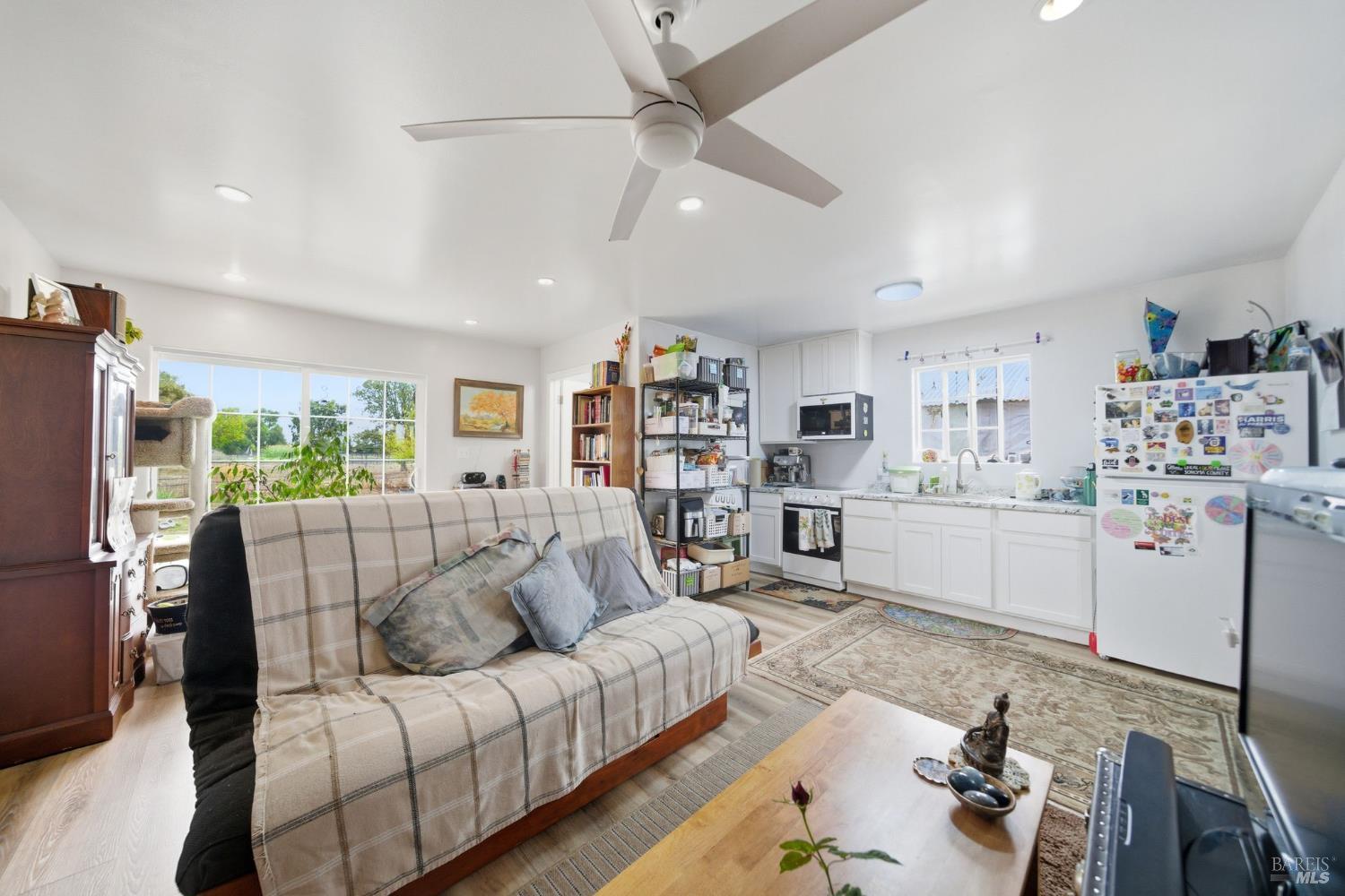 Detail Gallery Image 19 of 52 For 3960 Llano Rd, Santa Rosa,  CA 95407 - 6 Beds | 4 Baths