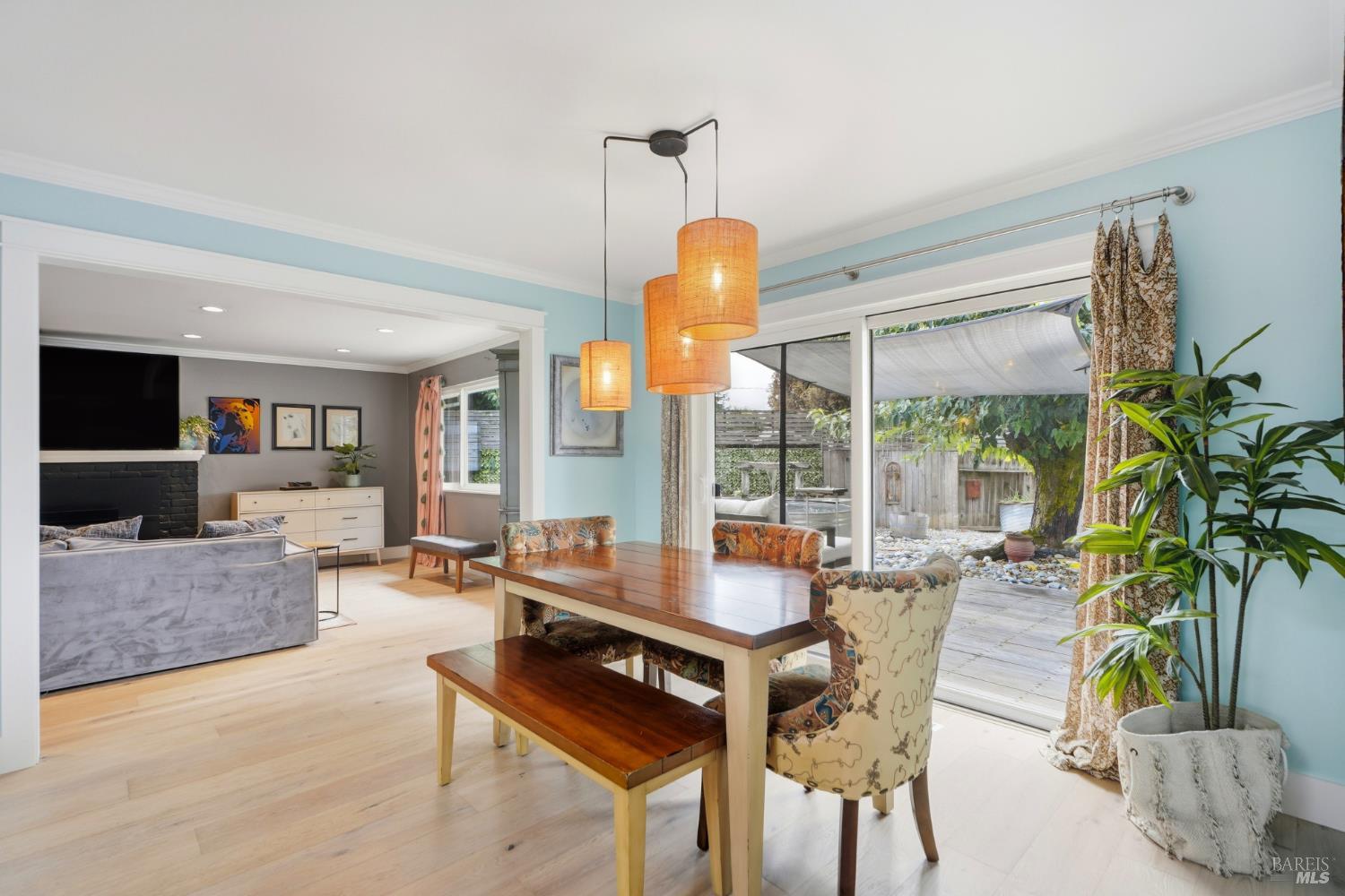 Detail Gallery Image 11 of 31 For 3378 Dartmouth Dr, Santa Rosa,  CA 95405 - 3 Beds | 2 Baths