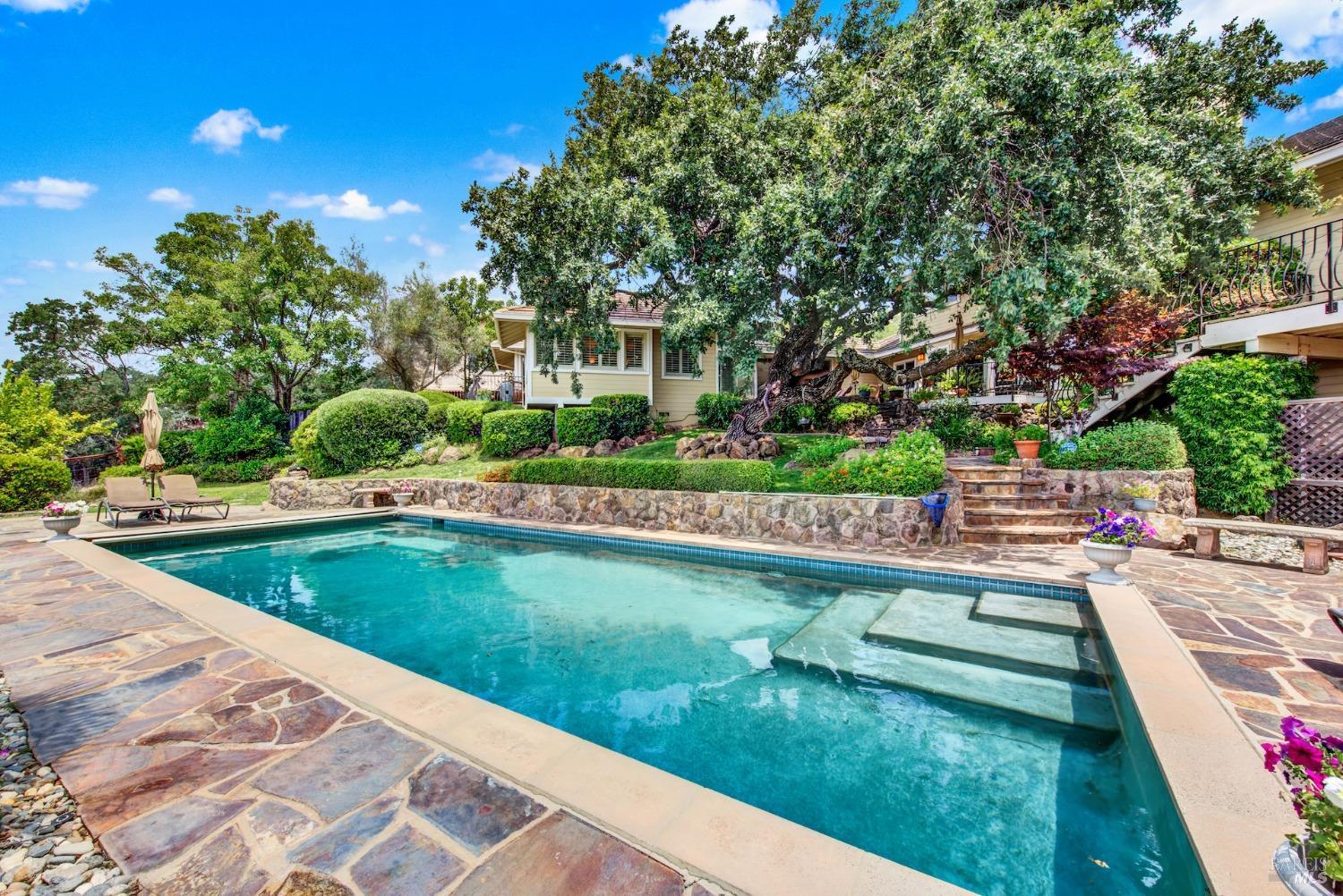 Detail Gallery Image 90 of 99 For 1009 Cypressridge Pl, Fairfield,  CA 94534 - 5 Beds | 4/1 Baths