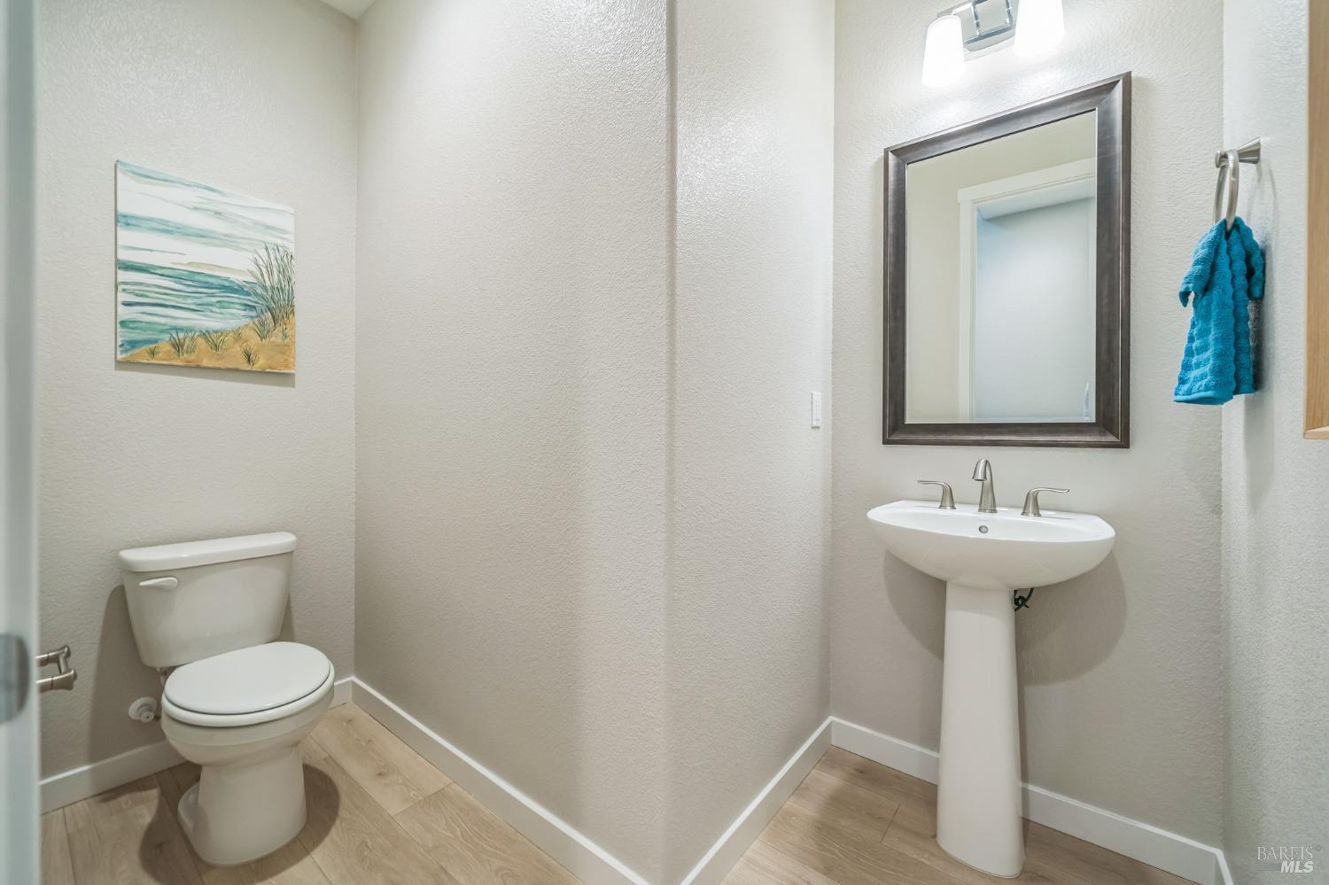 Detail Gallery Image 18 of 19 For 2324 Serenity Dr, Rio Vista,  CA 94571 - 2 Beds | 2/1 Baths