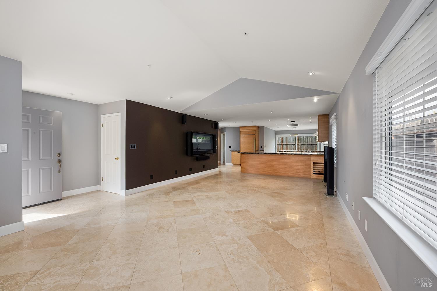 Detail Gallery Image 5 of 43 For 431 University St, Healdsburg,  CA 95448 - – Beds | – Baths