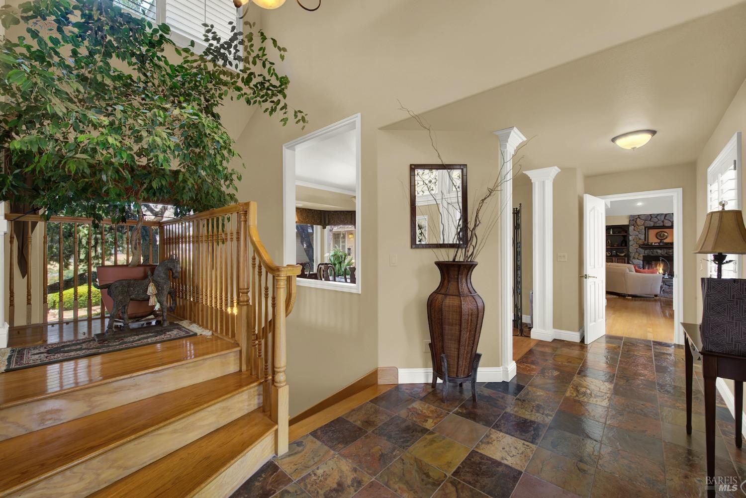 Detail Gallery Image 16 of 99 For 1009 Cypressridge Pl, Fairfield,  CA 94534 - 5 Beds | 4/1 Baths