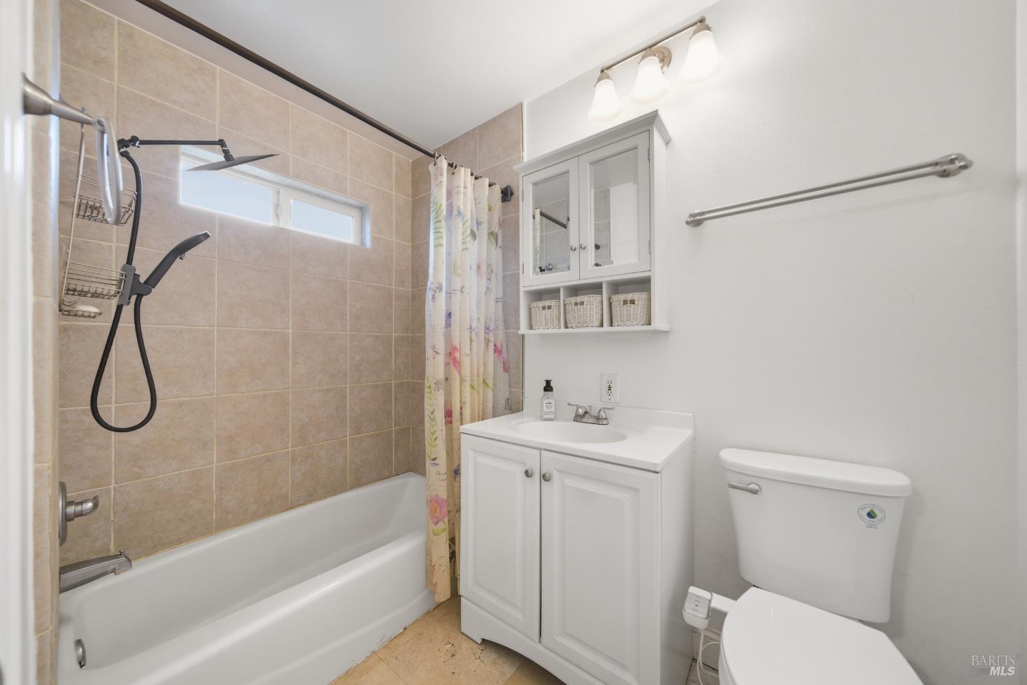 Detail Gallery Image 13 of 52 For 3960 Llano Rd, Santa Rosa,  CA 95407 - – Beds | – Baths