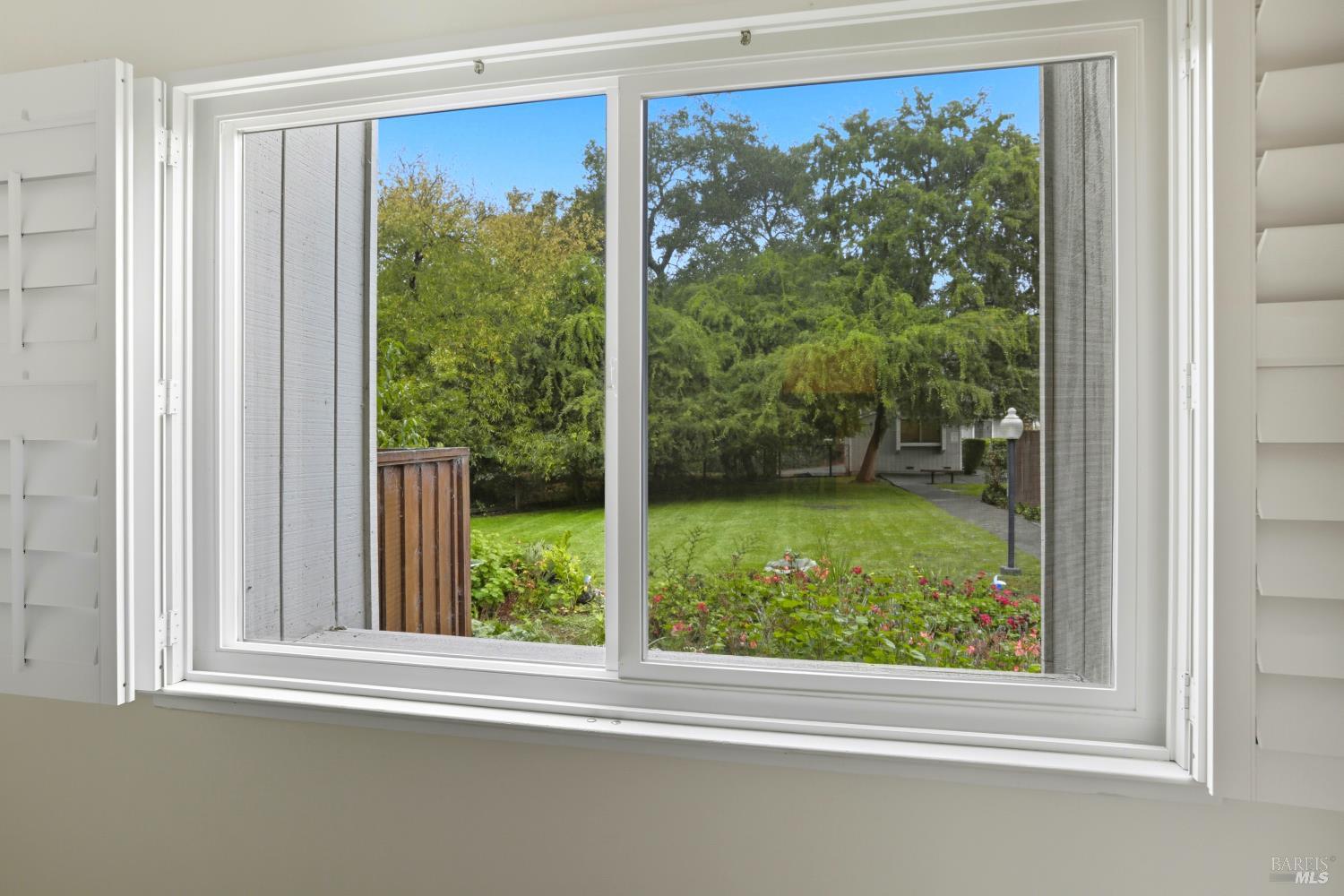 Detail Gallery Image 12 of 21 For 866 Tamalpais Ave a,  Novato,  CA 94947 - 1 Beds | 1 Baths