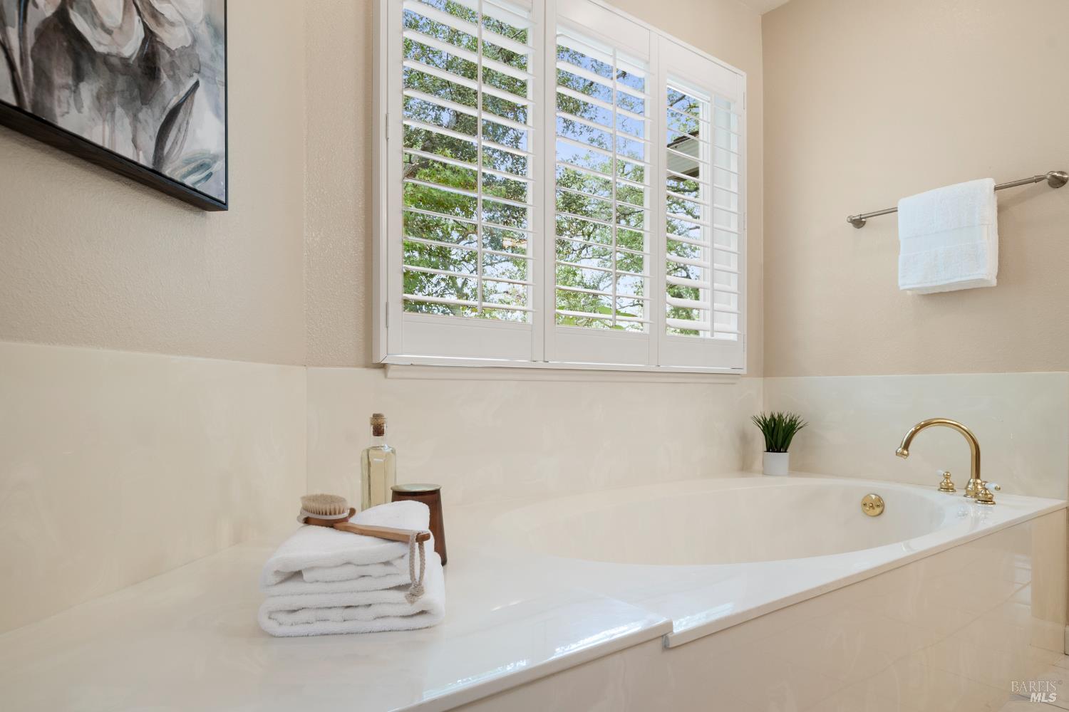 Detail Gallery Image 48 of 68 For 18 Tuscany Ct, Napa,  CA 94558 - 3 Beds | 2/1 Baths