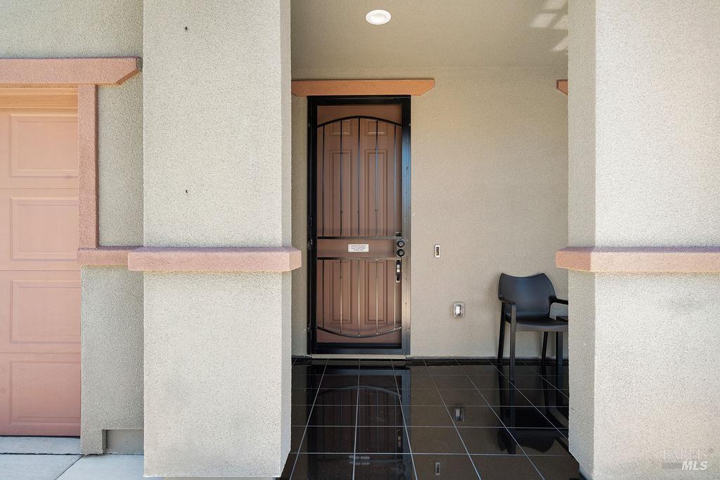 Detail Gallery Image 3 of 48 For 1401 Jamboree Dr, Fairfield,  CA 94533 - 3 Beds | 2/1 Baths