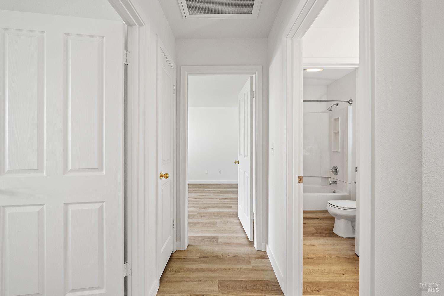 Detail Gallery Image 33 of 43 For 431 University St, Healdsburg,  CA 95448 - – Beds | – Baths