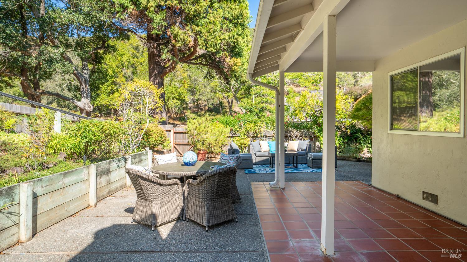 Detail Gallery Image 13 of 40 For 175 Rollingwood Dr, San Rafael,  CA 94901 - 3 Beds | 2 Baths