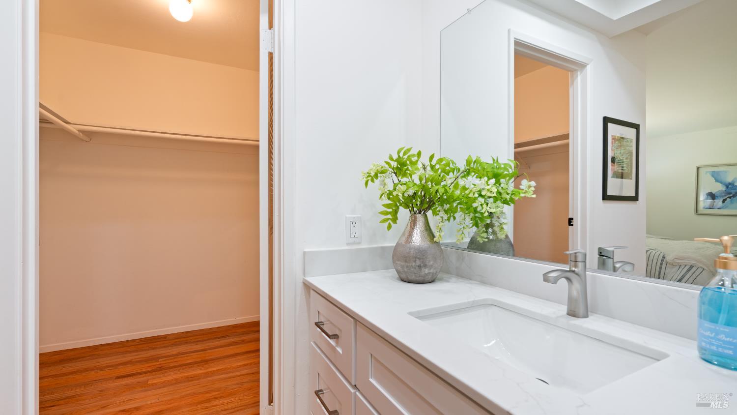 Detail Gallery Image 31 of 40 For 175 Rollingwood Dr, San Rafael,  CA 94901 - 3 Beds | 2 Baths