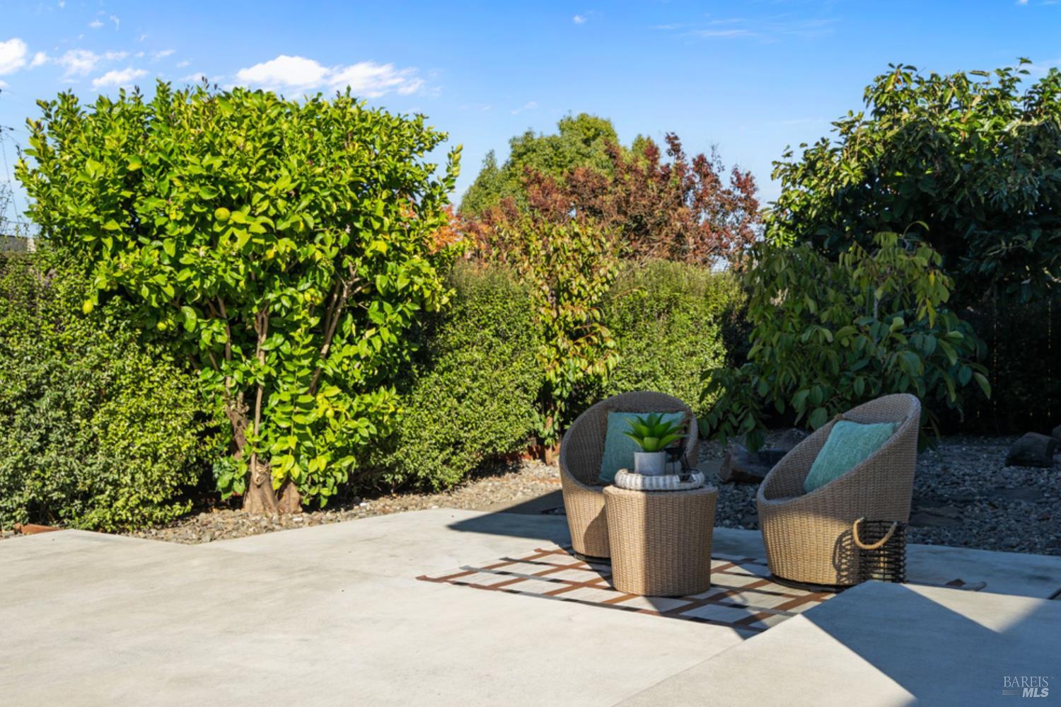 Detail Gallery Image 37 of 47 For 456 Alameda De La Loma Unkn, Novato,  CA 94949 - 3 Beds | 2 Baths