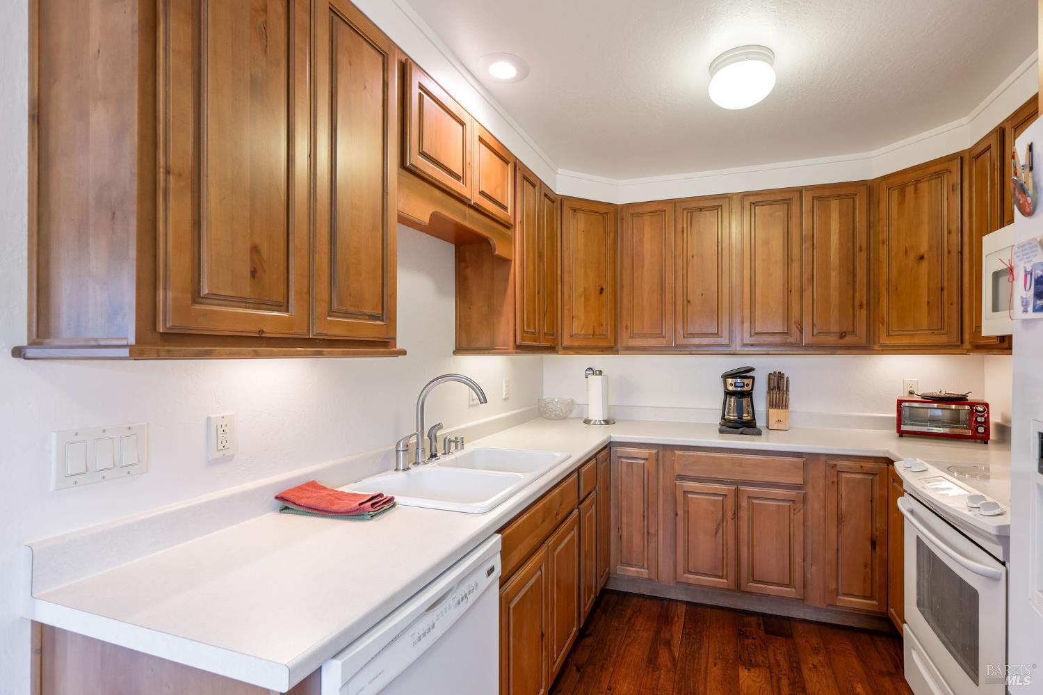 Detail Gallery Image 16 of 48 For 4171 Silverado Trl, Napa,  CA 94558 - 3 Beds | 2 Baths