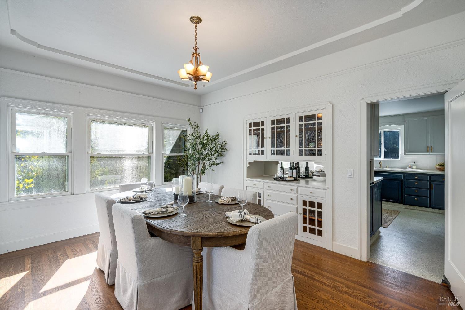 Detail Gallery Image 13 of 48 For 1709 Spring Mountain Rd, Saint Helena,  CA 94574 - 2 Beds | 1 Baths