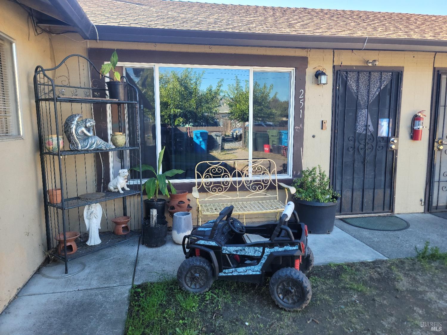 Detail Gallery Image 6 of 33 For 247 Robin Way, Santa Rosa,  CA 95407 - – Beds | – Baths