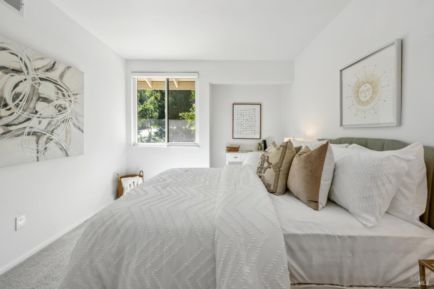 Detail Gallery Image 36 of 51 For 53 Flicker Dr, Novato,  CA 94949 - 3 Beds | 2/1 Baths