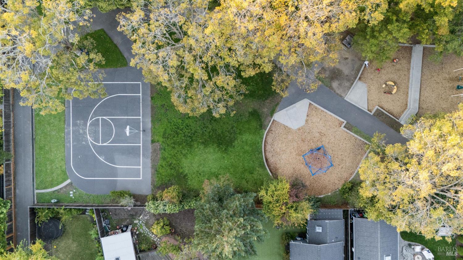 Detail Gallery Image 60 of 62 For 78 Nelson Ave, Mill Valley,  CA 94941 - 4 Beds | 3/1 Baths