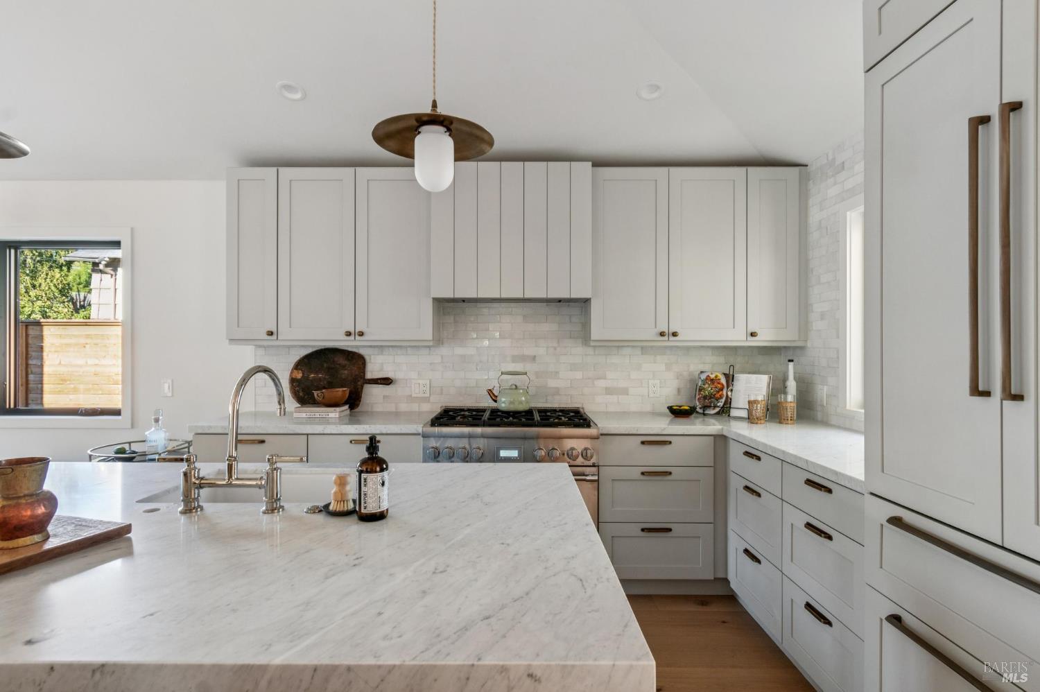 Detail Gallery Image 15 of 62 For 78 Nelson Ave, Mill Valley,  CA 94941 - 4 Beds | 3/1 Baths