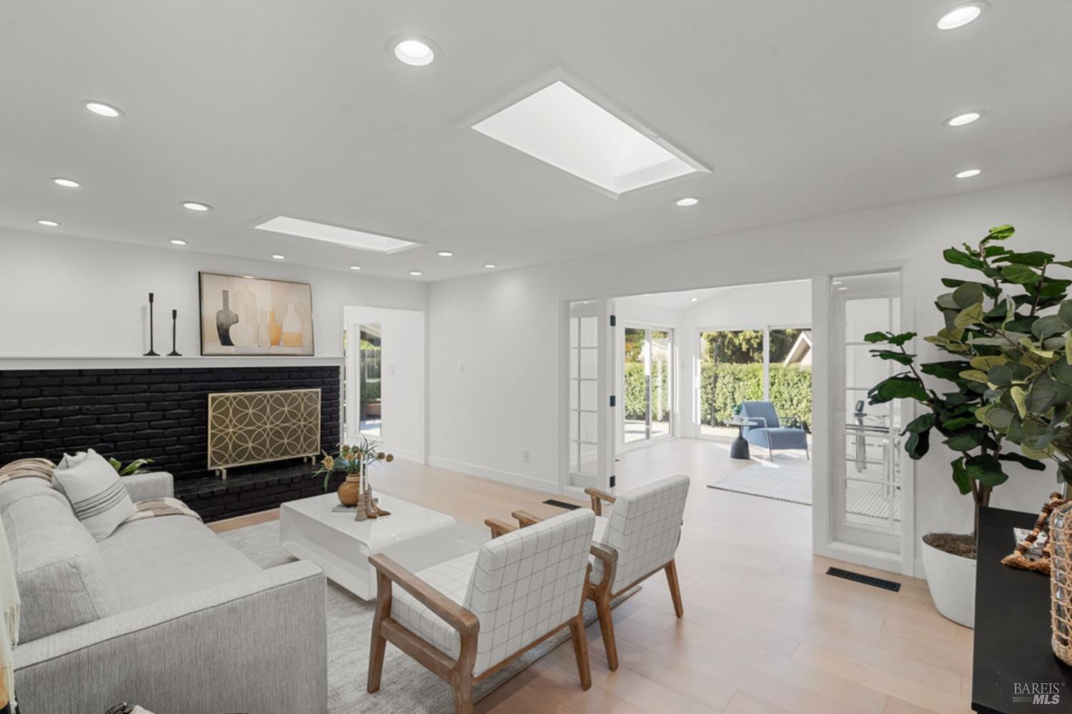 Detail Gallery Image 19 of 47 For 456 Alameda De La Loma Unkn, Novato,  CA 94949 - 3 Beds | 2 Baths