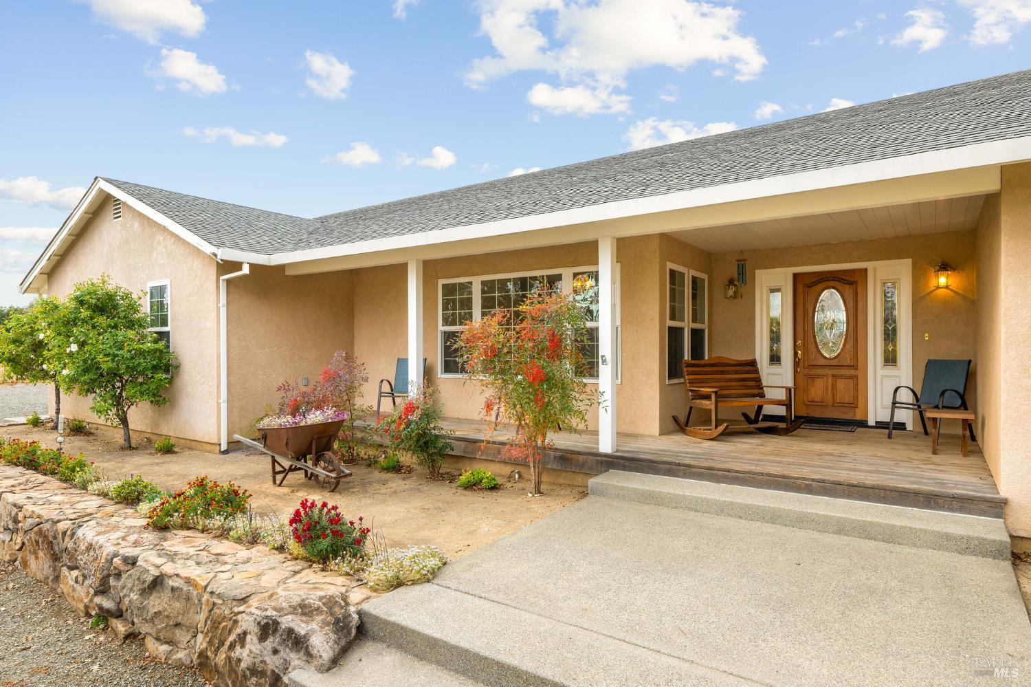 Detail Gallery Image 8 of 48 For 4171 Silverado Trl, Napa,  CA 94558 - 3 Beds | 2 Baths