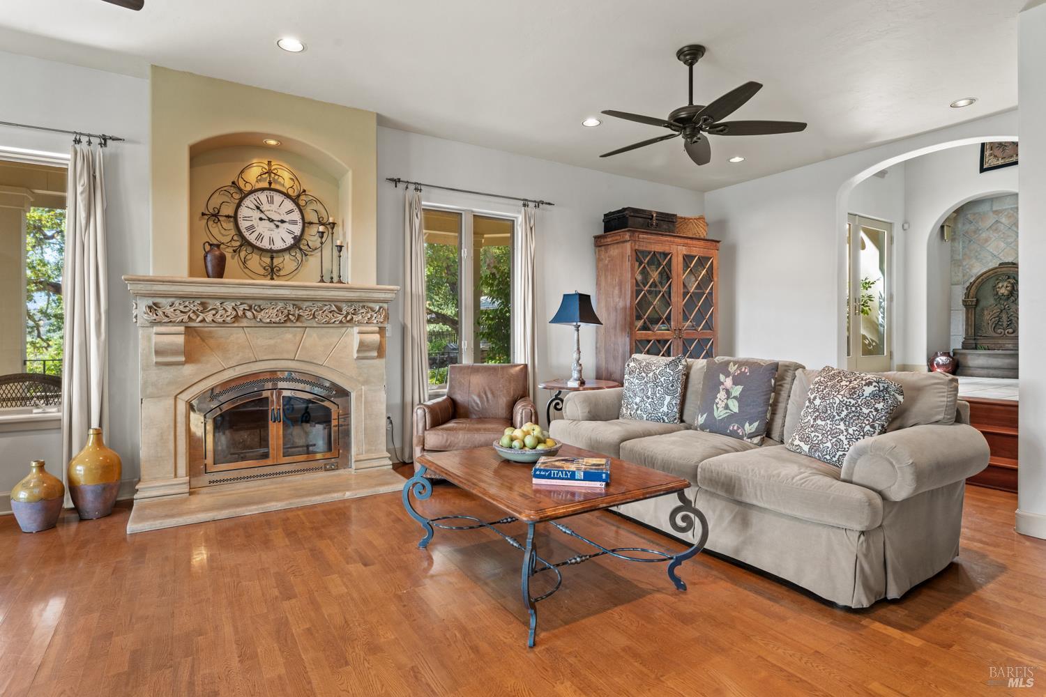 Detail Gallery Image 10 of 56 For 800 Boonville Rd, Ukiah,  CA 95482 - 4 Beds | 4 Baths