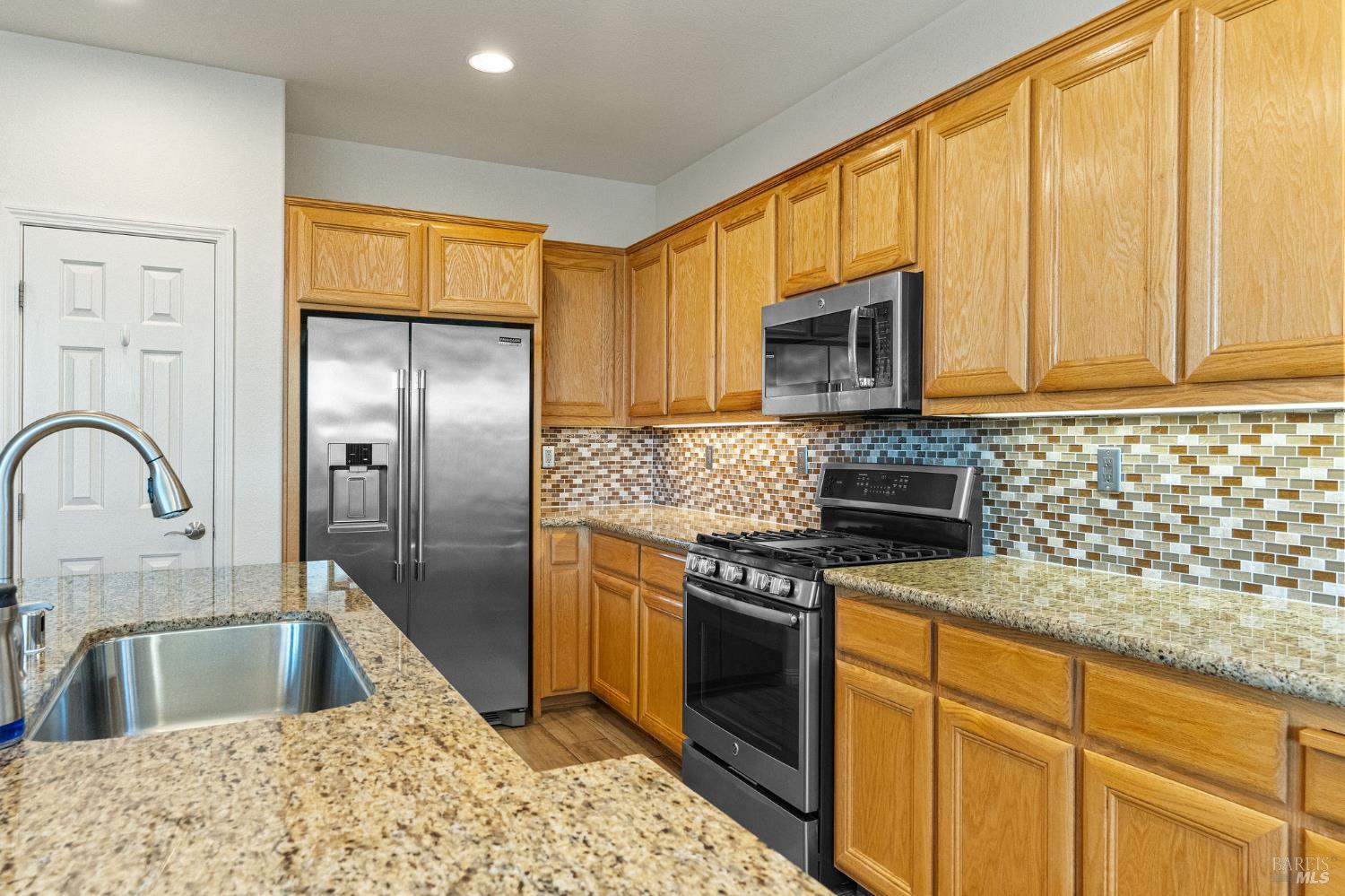 Detail Gallery Image 9 of 58 For 608 American Falls Dr, Rio Vista,  CA 94571 - 2 Beds | 2 Baths