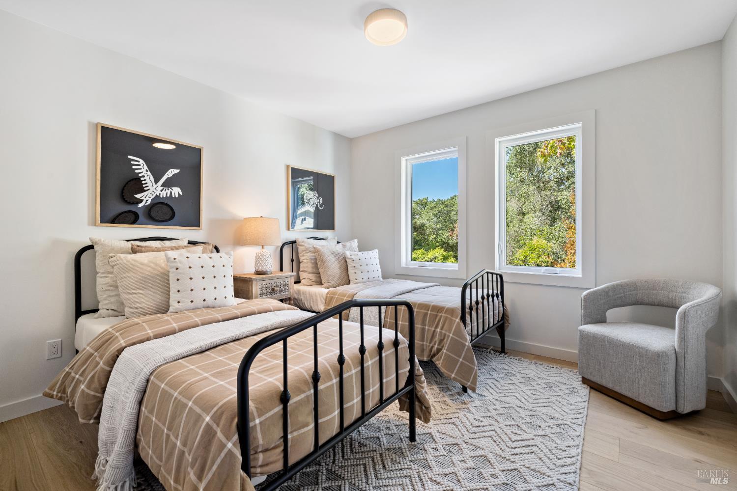 Detail Gallery Image 39 of 87 For 17285 Hillcrest Ave, Sonoma,  CA 95476 - 3 Beds | 3 Baths