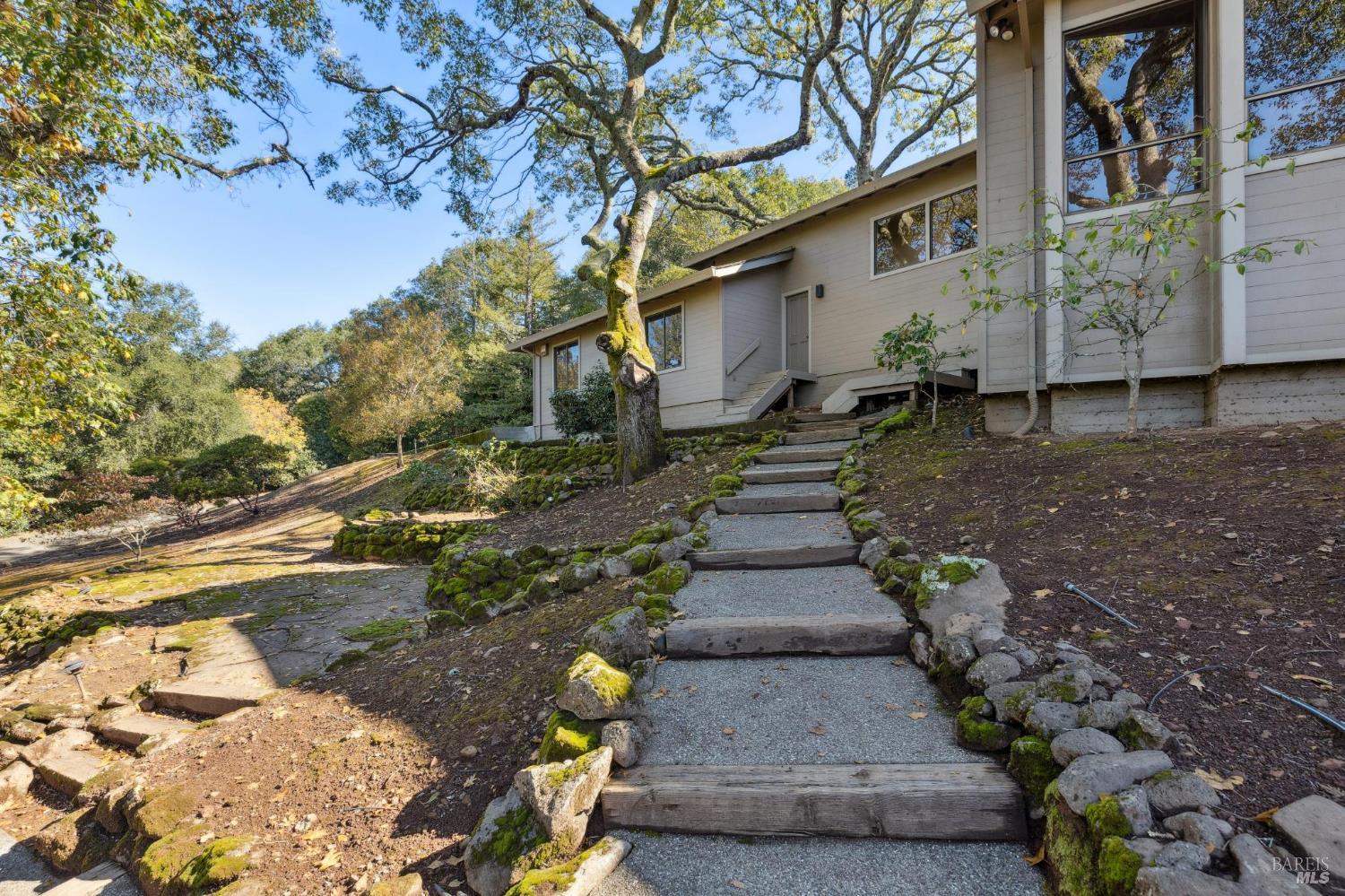 Detail Gallery Image 67 of 76 For 2060 Oak Ridge Dr, Santa Rosa,  CA 95404 - 3 Beds | 2 Baths