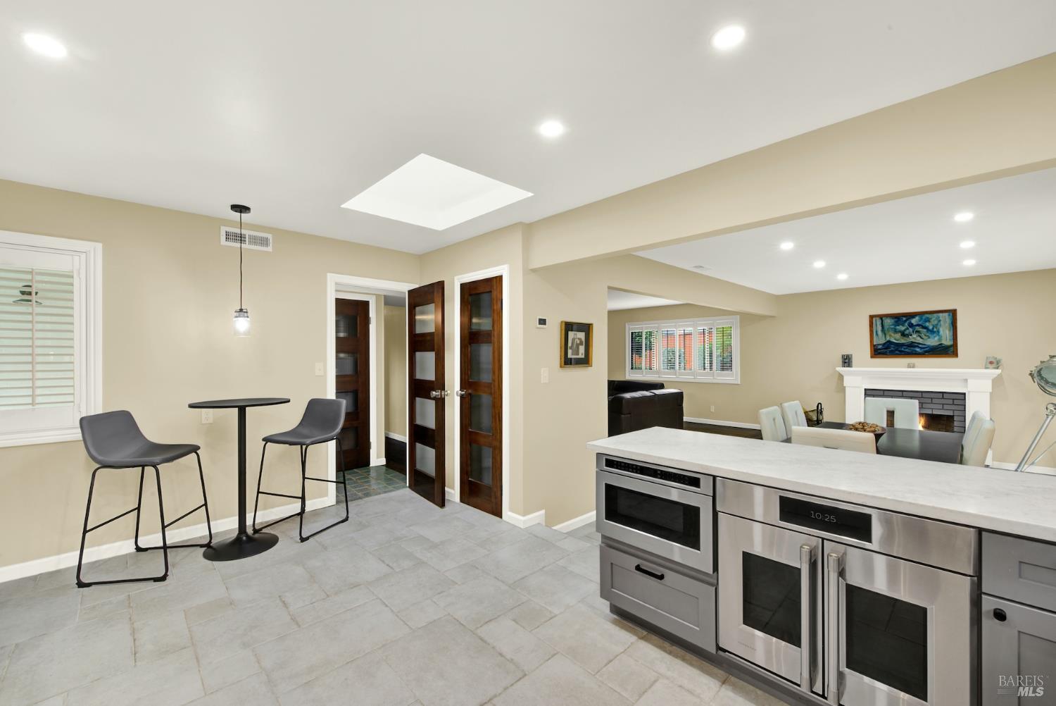 Detail Gallery Image 17 of 42 For 2407 Norton St, Napa,  CA 94558 - 3 Beds | 2 Baths