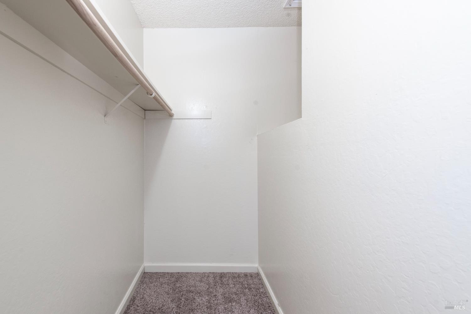 Detail Gallery Image 27 of 28 For 1930 Duxburry Ln #2,  Vacaville,  CA 95687 - 2 Beds | 1 Baths