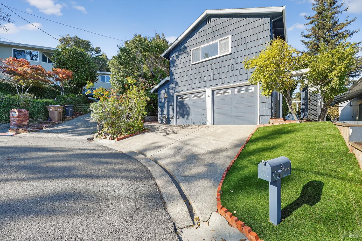 Detail Gallery Image 53 of 60 For 32 Los Robles Dr, San Rafael,  CA 94901 - 4 Beds | 3 Baths