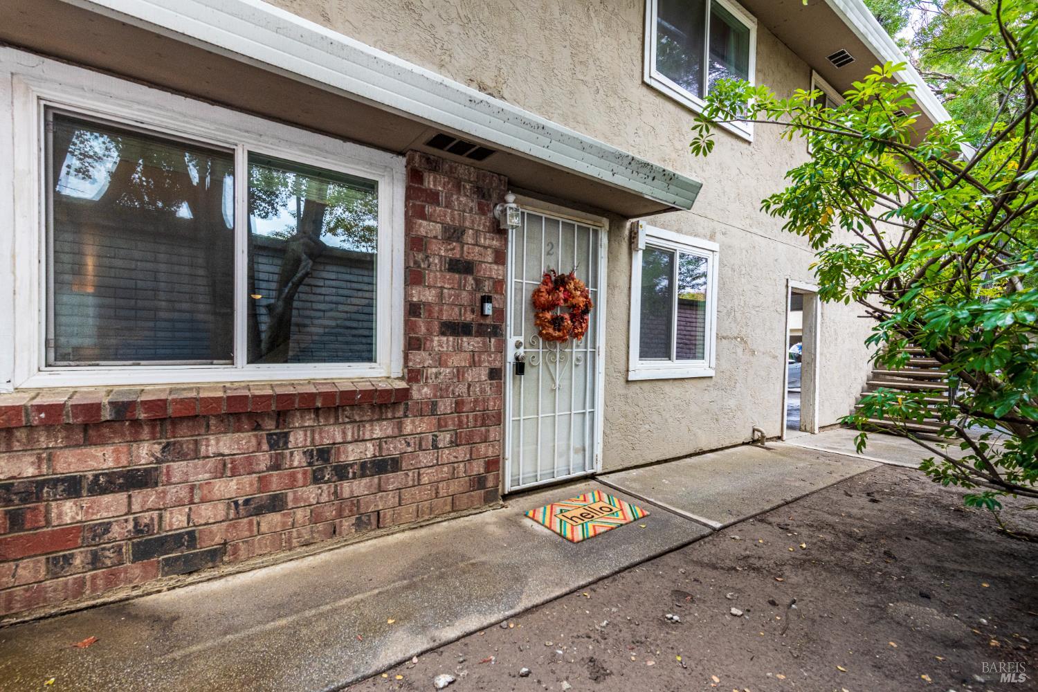 Detail Gallery Image 6 of 28 For 1930 Duxburry Ln #2,  Vacaville,  CA 95687 - 2 Beds | 1 Baths