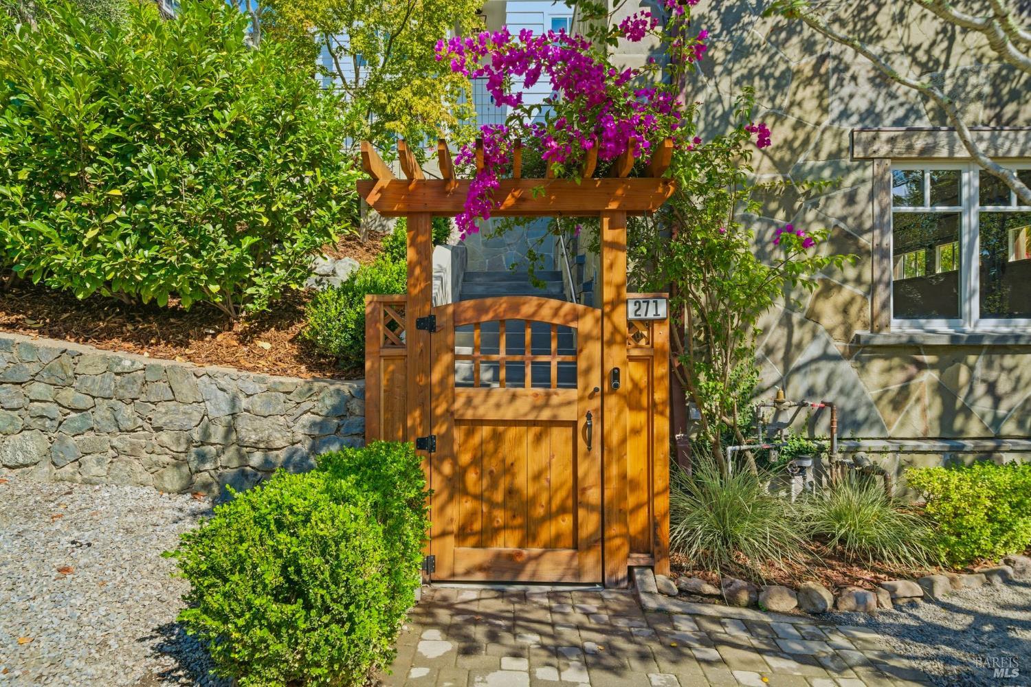 Front Image Thumbnail for BA325086821