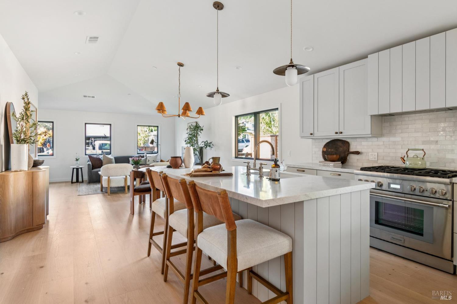 Detail Gallery Image 16 of 62 For 78 Nelson Ave, Mill Valley,  CA 94941 - 4 Beds | 3/1 Baths