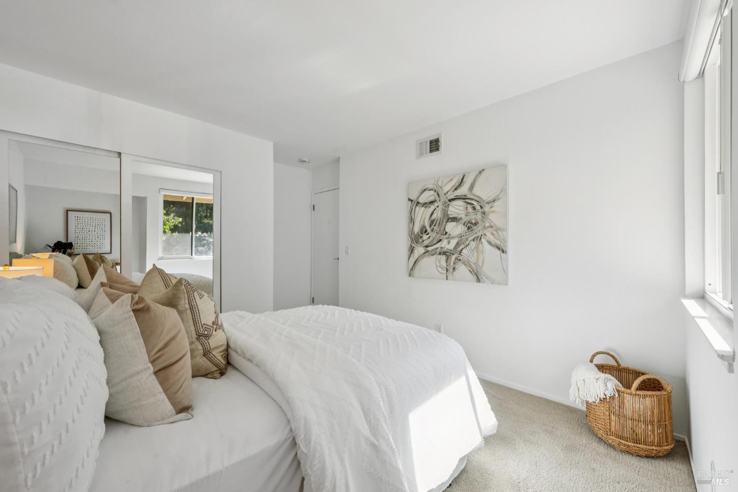 Detail Gallery Image 38 of 51 For 53 Flicker Dr, Novato,  CA 94949 - 3 Beds | 2/1 Baths