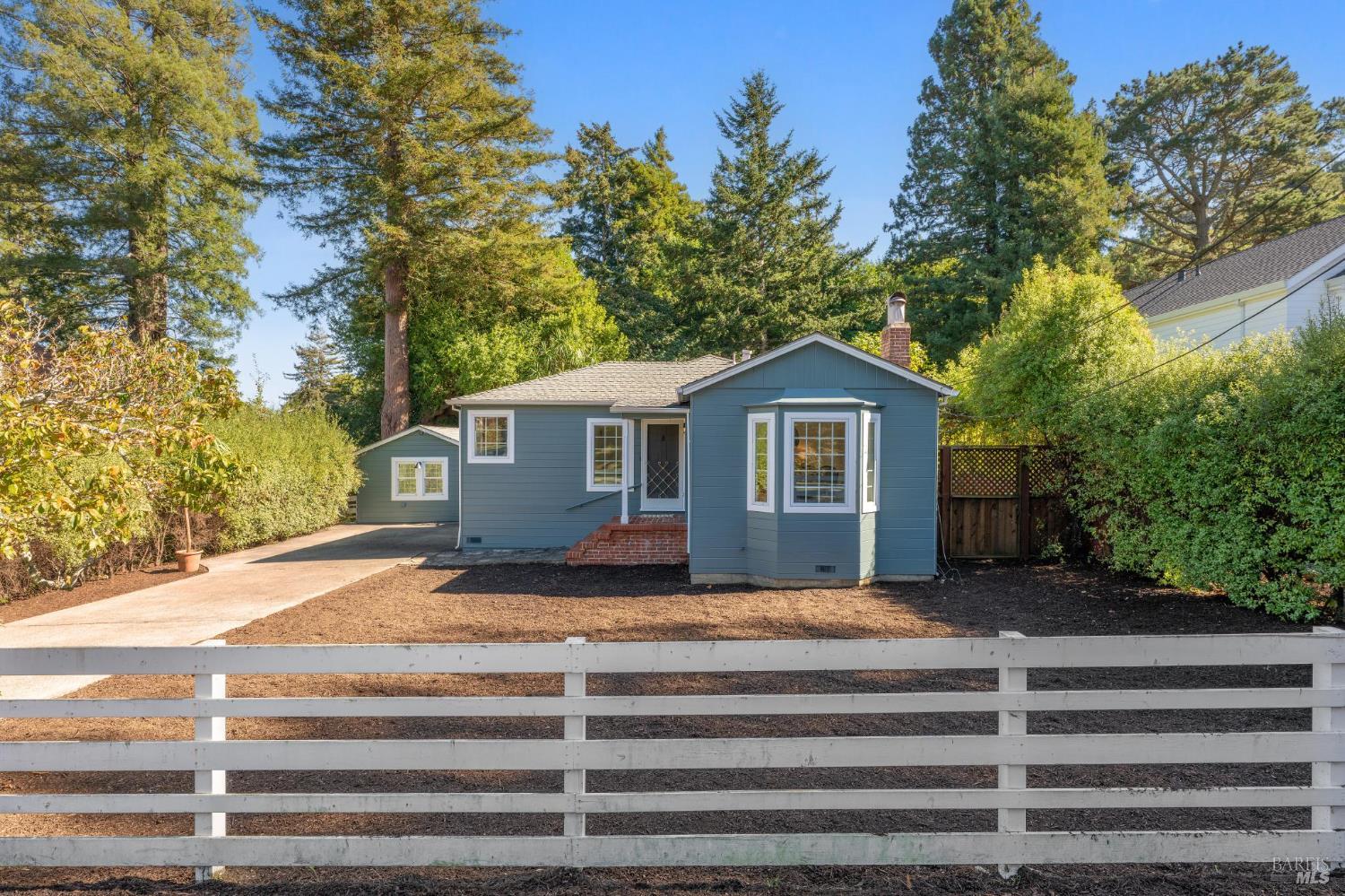 Detail Gallery Image 21 of 22 For 647 Northern Ave, Mill Valley,  CA 94941 - 2 Beds | 1 Baths