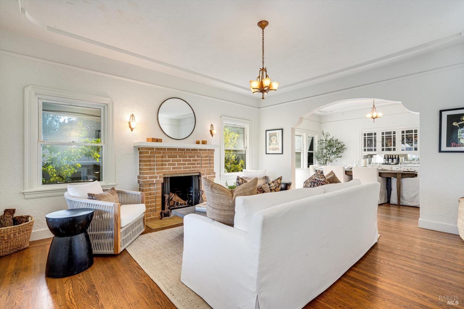 Detail Gallery Image 6 of 48 For 1709 Spring Mountain Rd, Saint Helena,  CA 94574 - 2 Beds | 1 Baths