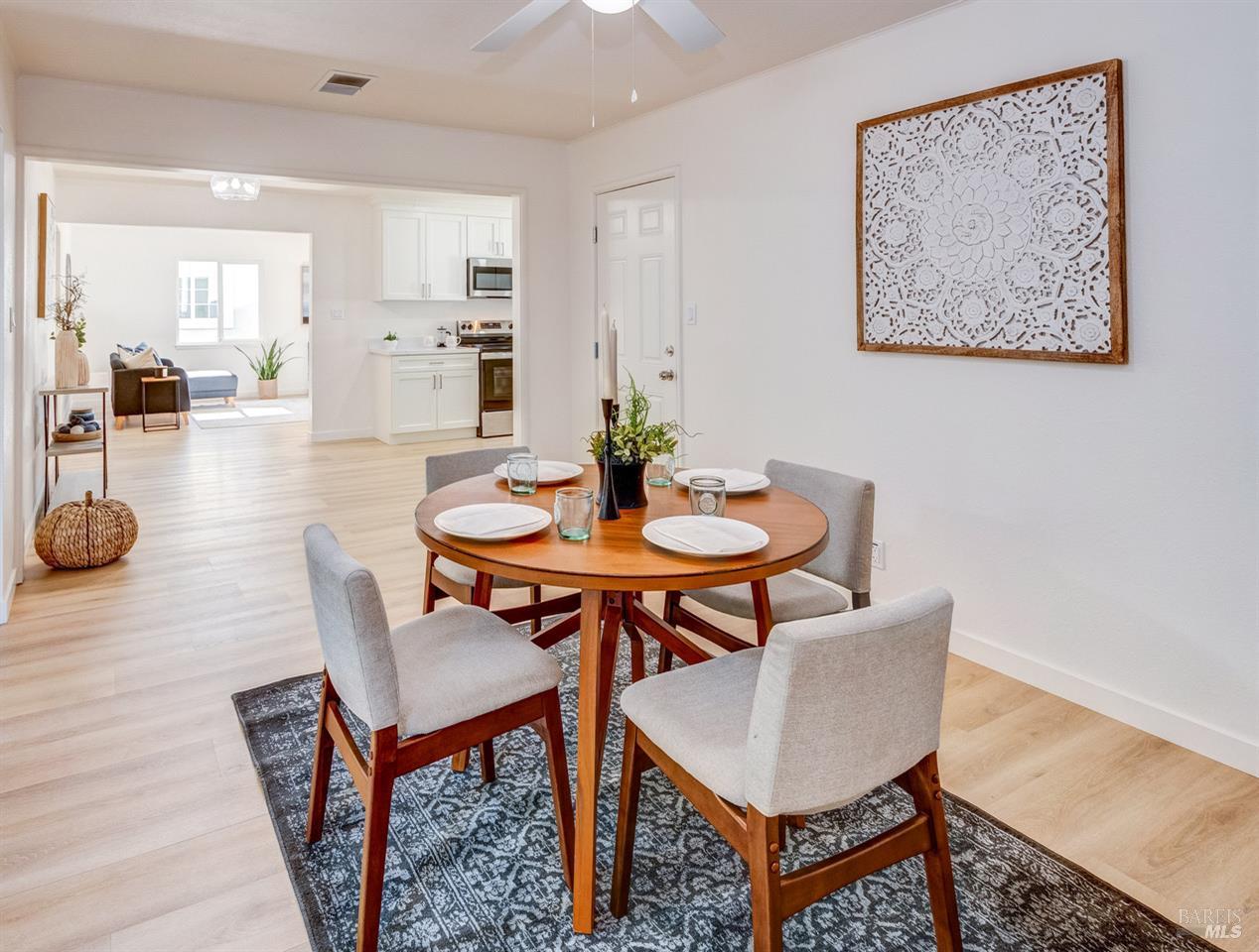 Detail Gallery Image 21 of 40 For 319 N West St, Vacaville,  CA 95688 - 3 Beds | 2 Baths