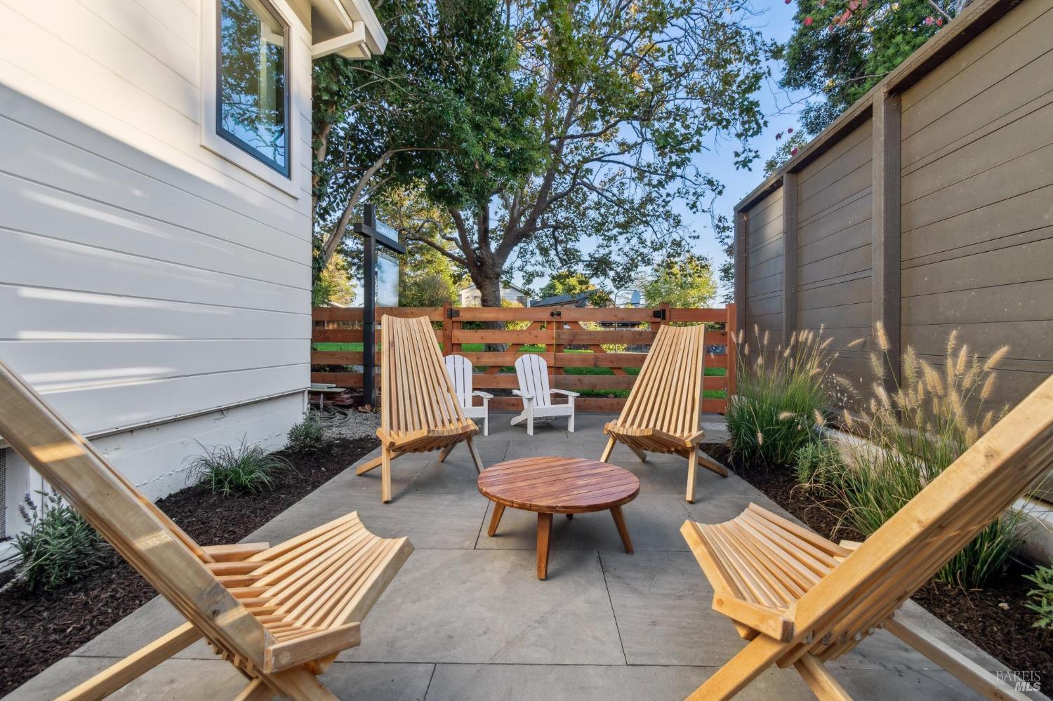 Detail Gallery Image 57 of 62 For 78 Nelson Ave, Mill Valley,  CA 94941 - 4 Beds | 3/1 Baths