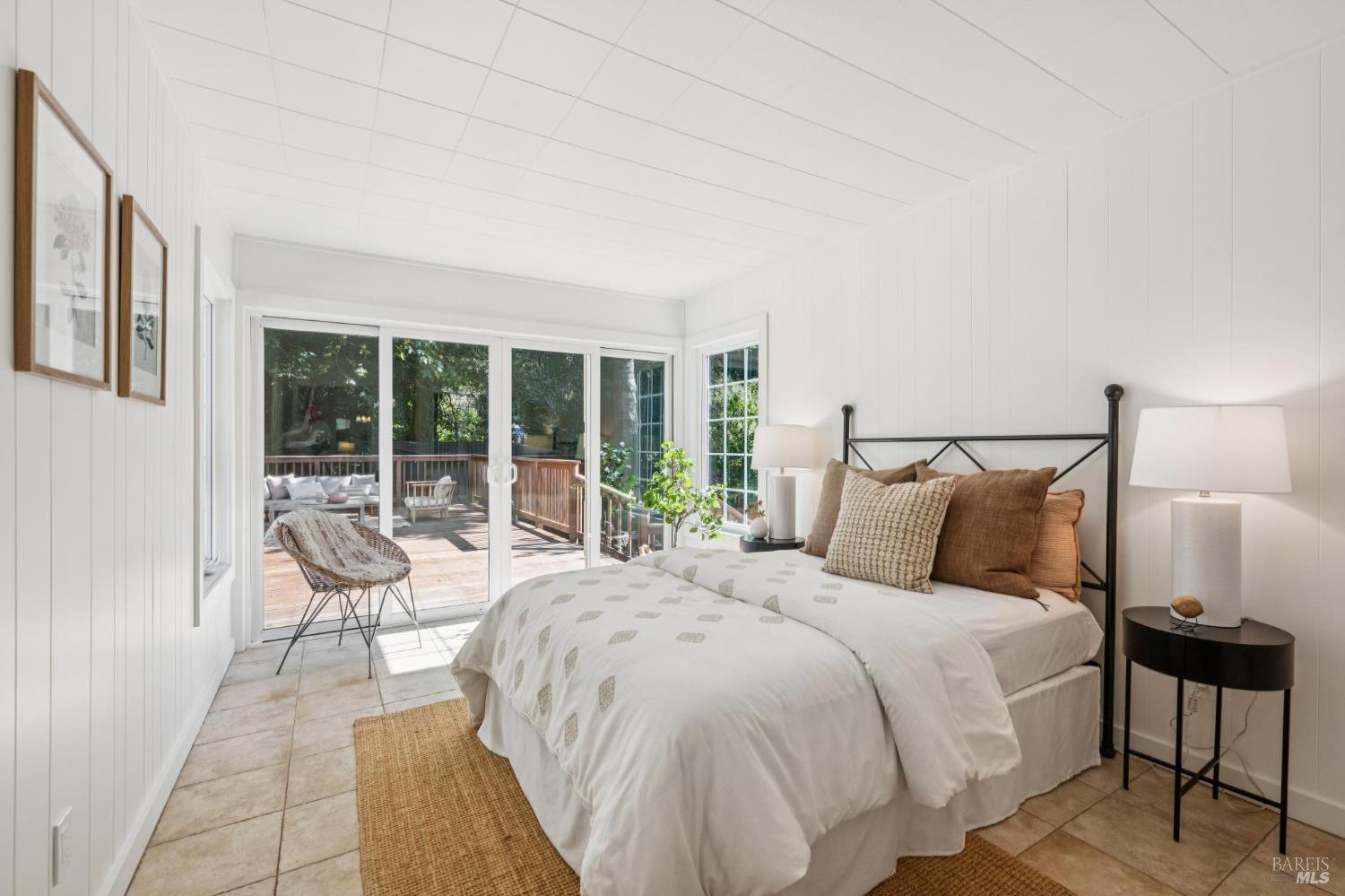 Detail Gallery Image 11 of 22 For 647 Northern Ave, Mill Valley,  CA 94941 - 2 Beds | 1 Baths