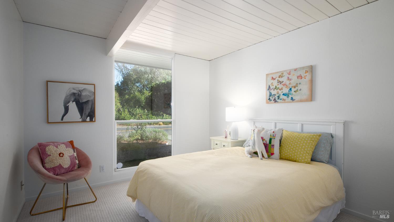 Detail Gallery Image 25 of 36 For 19 Mount Lassen Dr, San Rafael,  CA 94903 - 4 Beds | 2 Baths