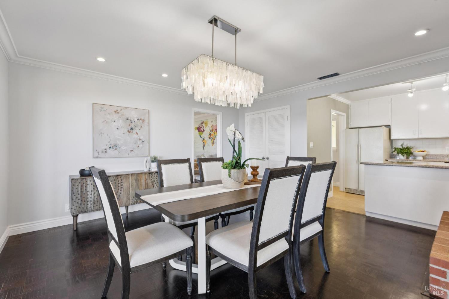 Detail Gallery Image 26 of 57 For 19 Mliss Ln, San Rafael,  CA 94901 - 4 Beds | 3 Baths