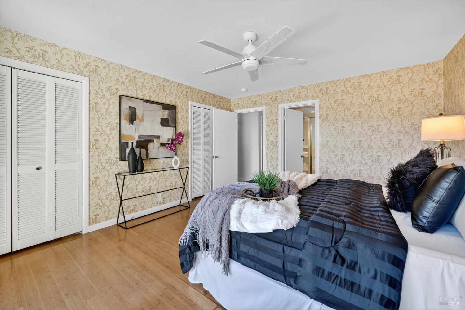 Detail Gallery Image 29 of 60 For 32 Los Robles Dr, San Rafael,  CA 94901 - 4 Beds | 3 Baths