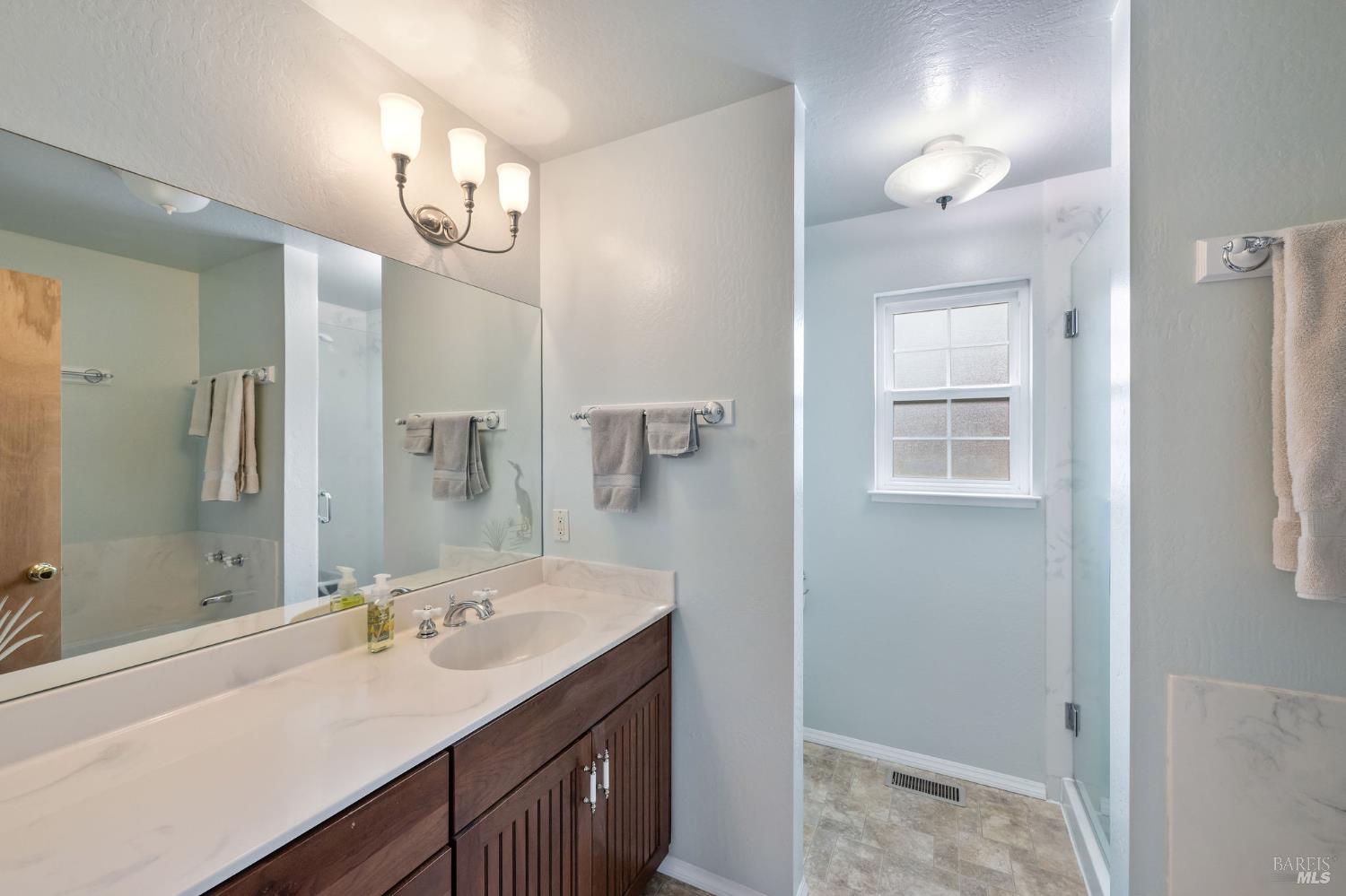 Detail Gallery Image 24 of 48 For 4171 Silverado Trl, Napa,  CA 94558 - 3 Beds | 2 Baths