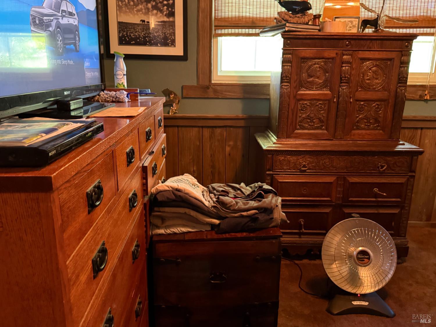 Detail Gallery Image 18 of 24 For 36 Hillside Dr, Willits,  CA 95490 - 3 Beds | 2 Baths